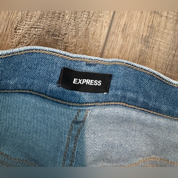 Express Women's Sky Blue High Rise Jeans - Picture 2 of 5